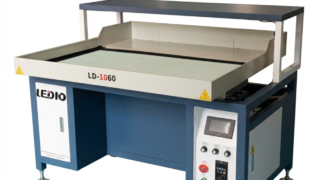 Rhinestone shaking machine