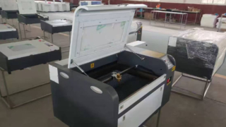 laser co2 carving machine 